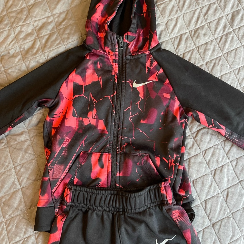 Nike Toddler boys Dri-Fit tracksuit